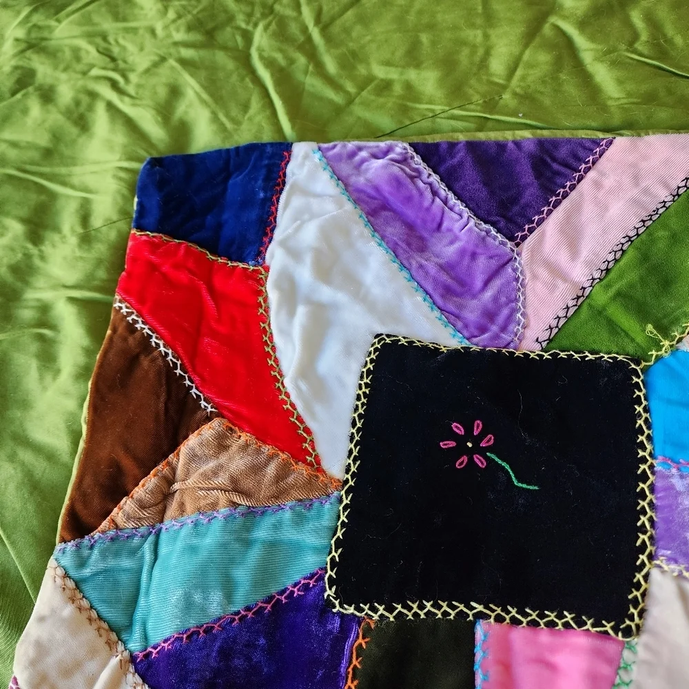 ANTIQUE Velvet Crazy Quilt bright‎ colors floral embroidered 73in x 55in